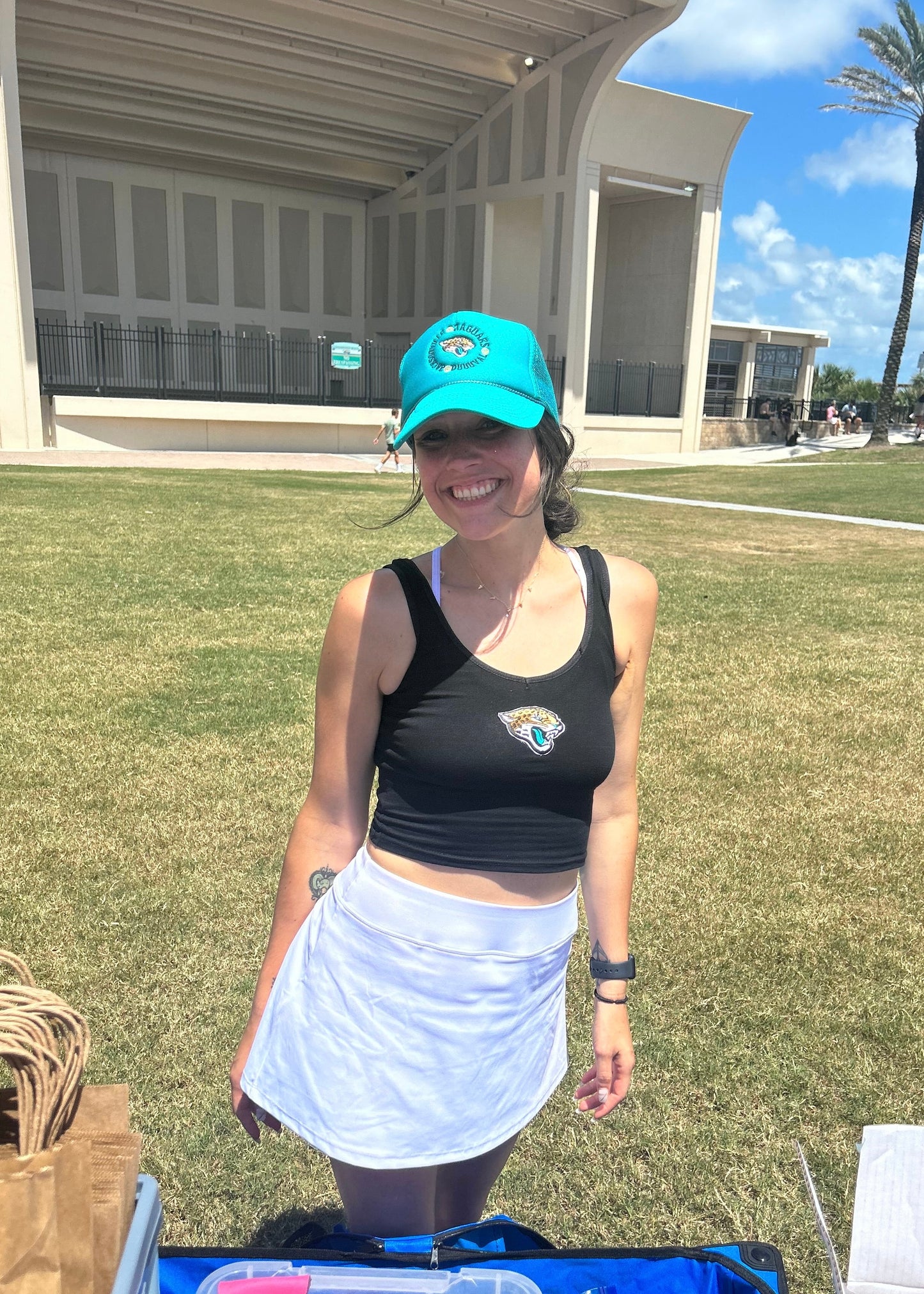 Black Jags Patch Crop